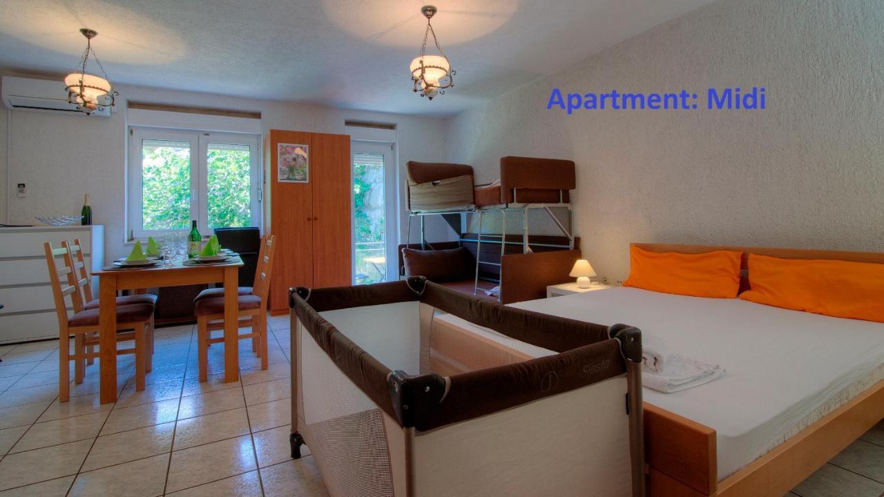 Senj Apartment Екстериор снимка
