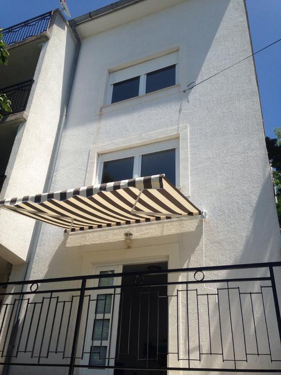 Senj Apartment Екстериор снимка