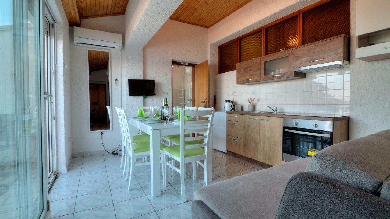 Senj Apartment Екстериор снимка