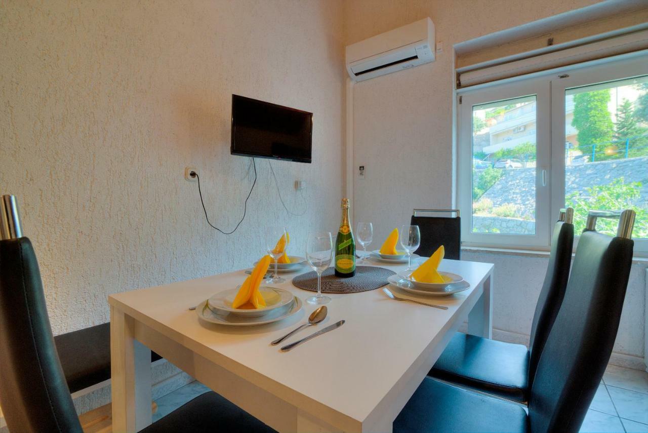 Senj Apartment Екстериор снимка