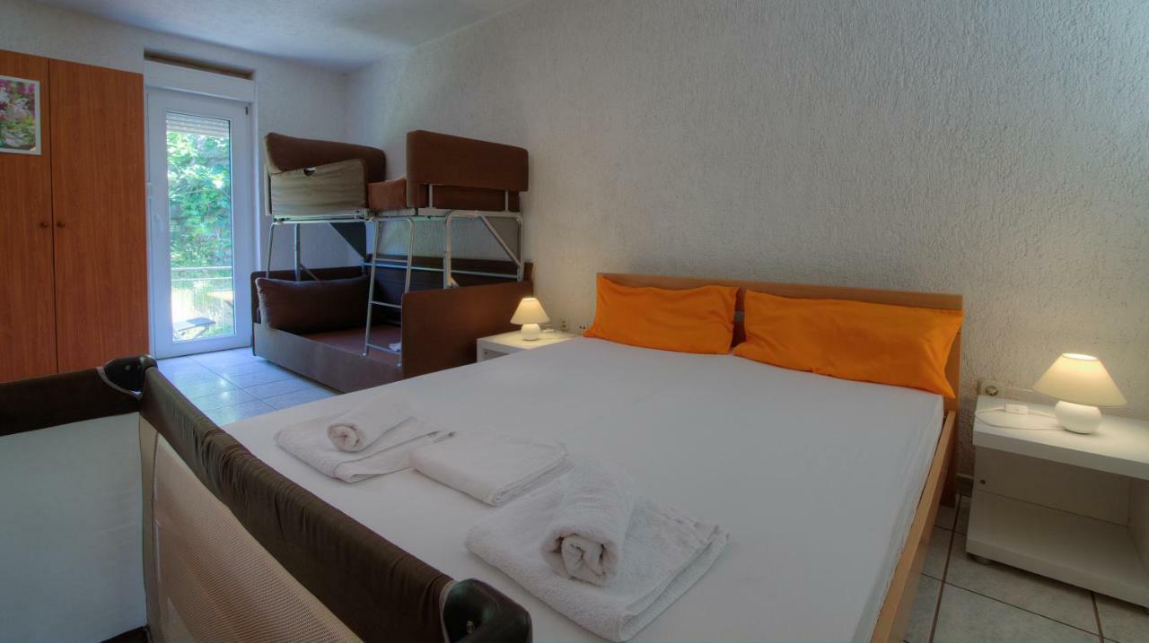 Senj Apartment Екстериор снимка