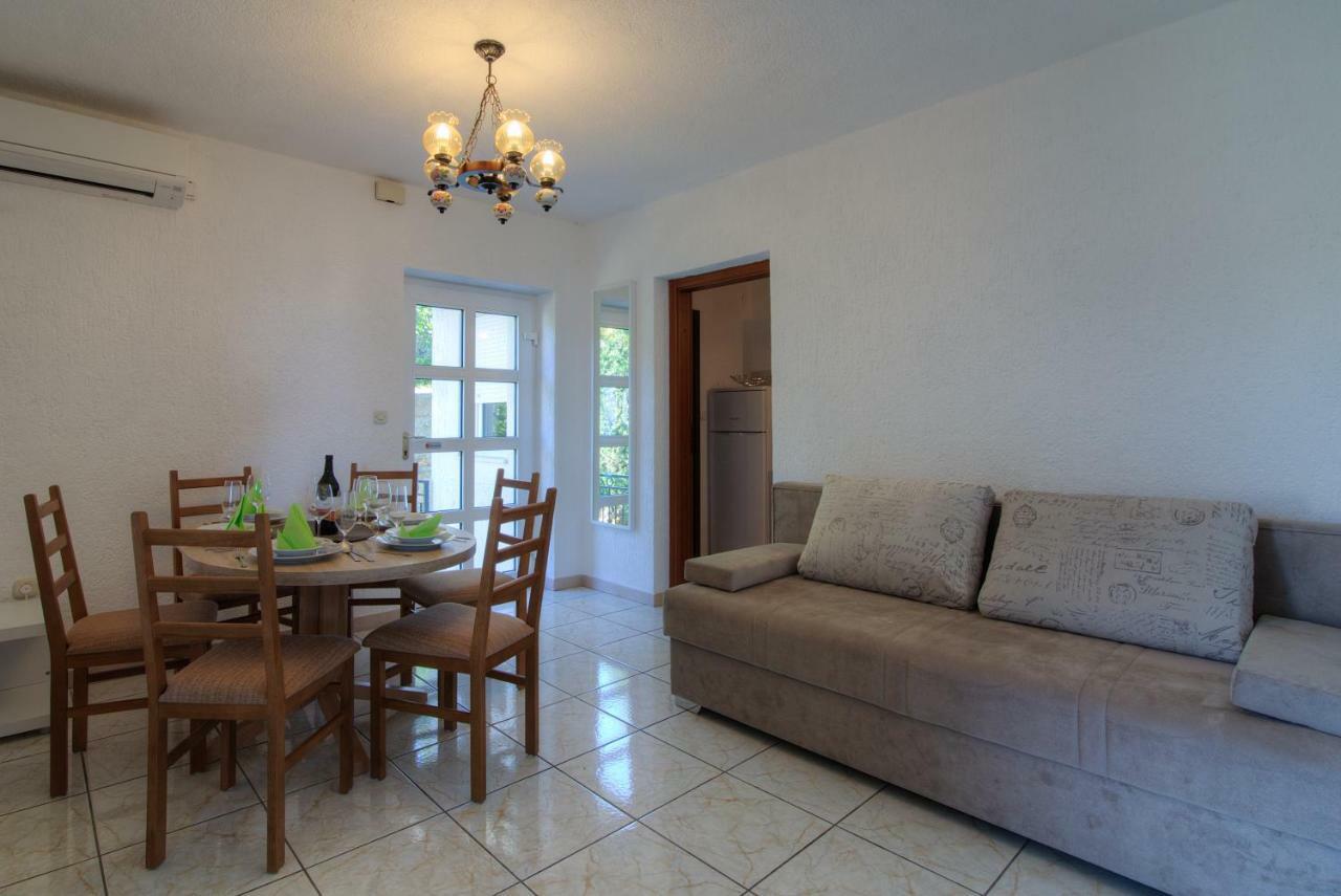 Senj Apartment Екстериор снимка
